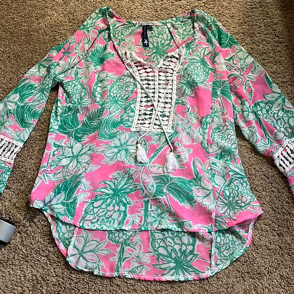 Casey key size small, sheer, tropical blouse